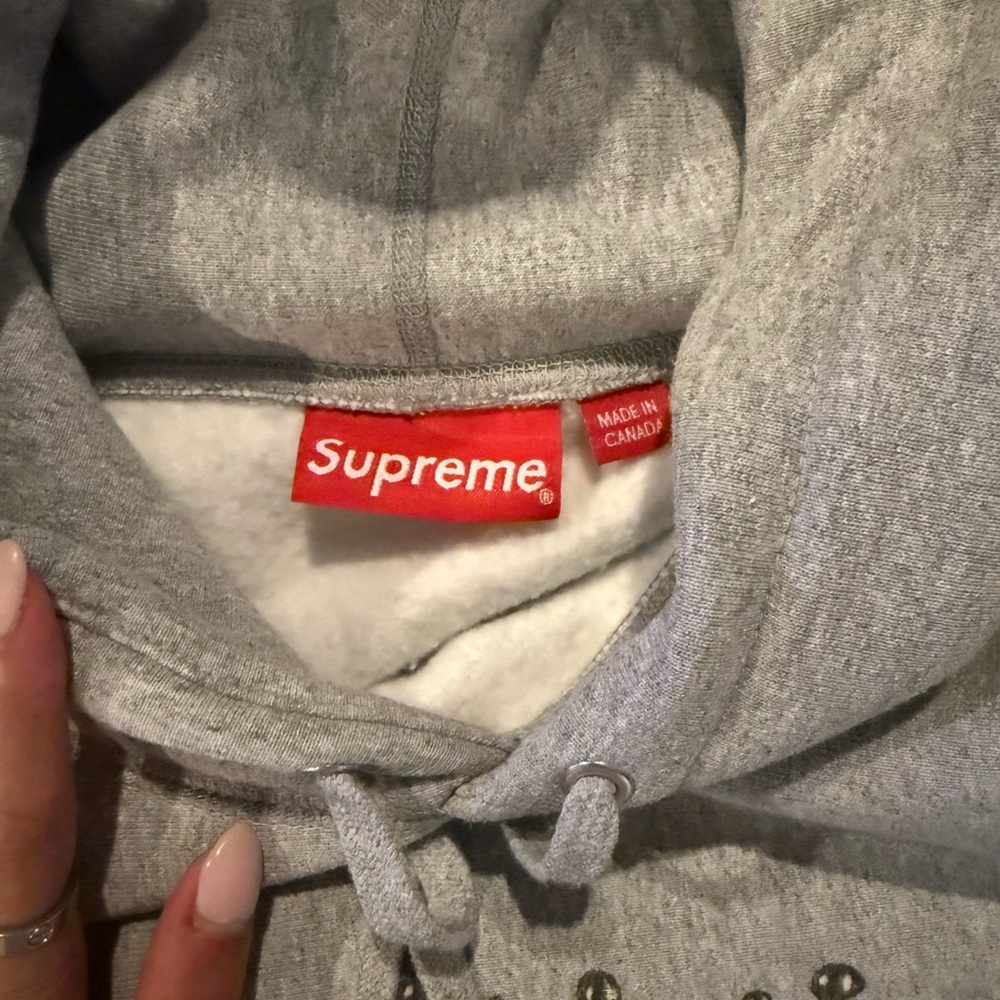 Supreme Heather Gray Hoodie with Red Tag - Picture 2 of 3